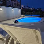 Na Moru With Pool And Sea View Apartment Sveti Petar (Zadar)