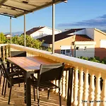 Apartment Na Moru With Pool And Sea View