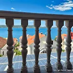 Na Moru With Pool And Sea View *