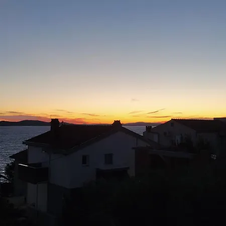 Apartman Na Moru With Pool And Sea View Sveti Petar