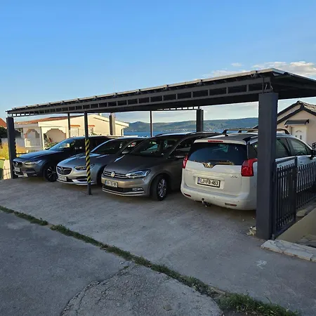 Apartman Na Moru With Pool And Sea View