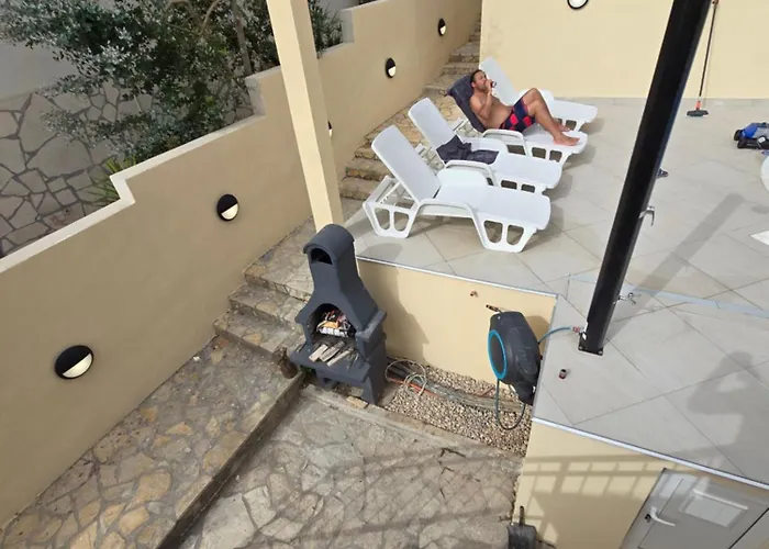شقة Na Moru With Pool And Sea View سفيتي بيتار