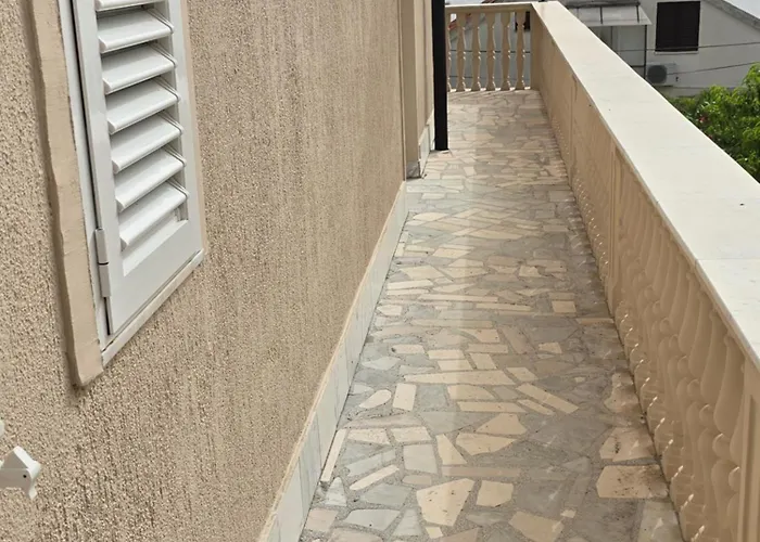 شقة Na Moru With Pool And Sea View