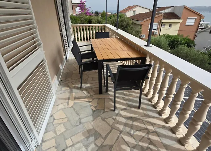 Na Moru With Pool And Sea View * سفيتي بيتار