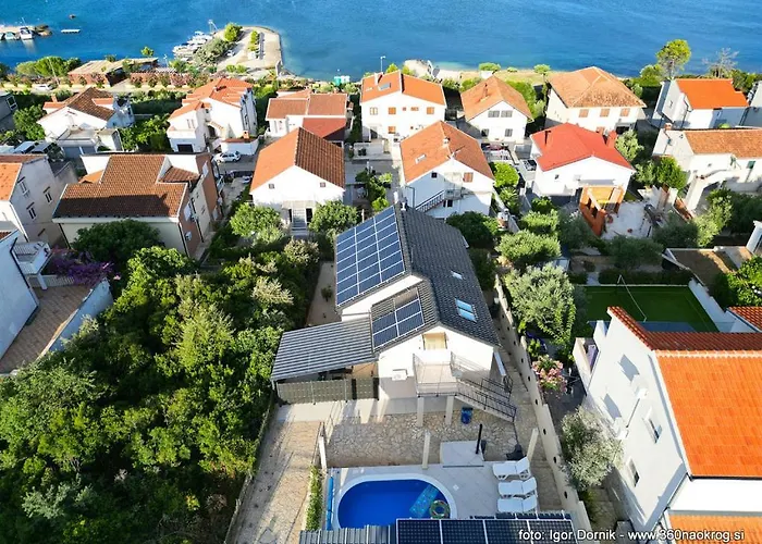 شقة Na Moru With Pool And Sea View سفيتي بيتار