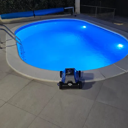 شقة Na Moru With Pool And Sea View سفيتي بيتار